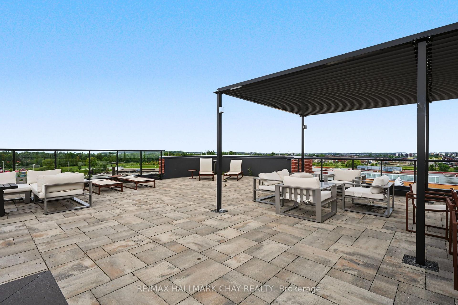 Photo 23 of Unit 418, 681 Yonge Street, Barrie, Painswick South — HOMEH