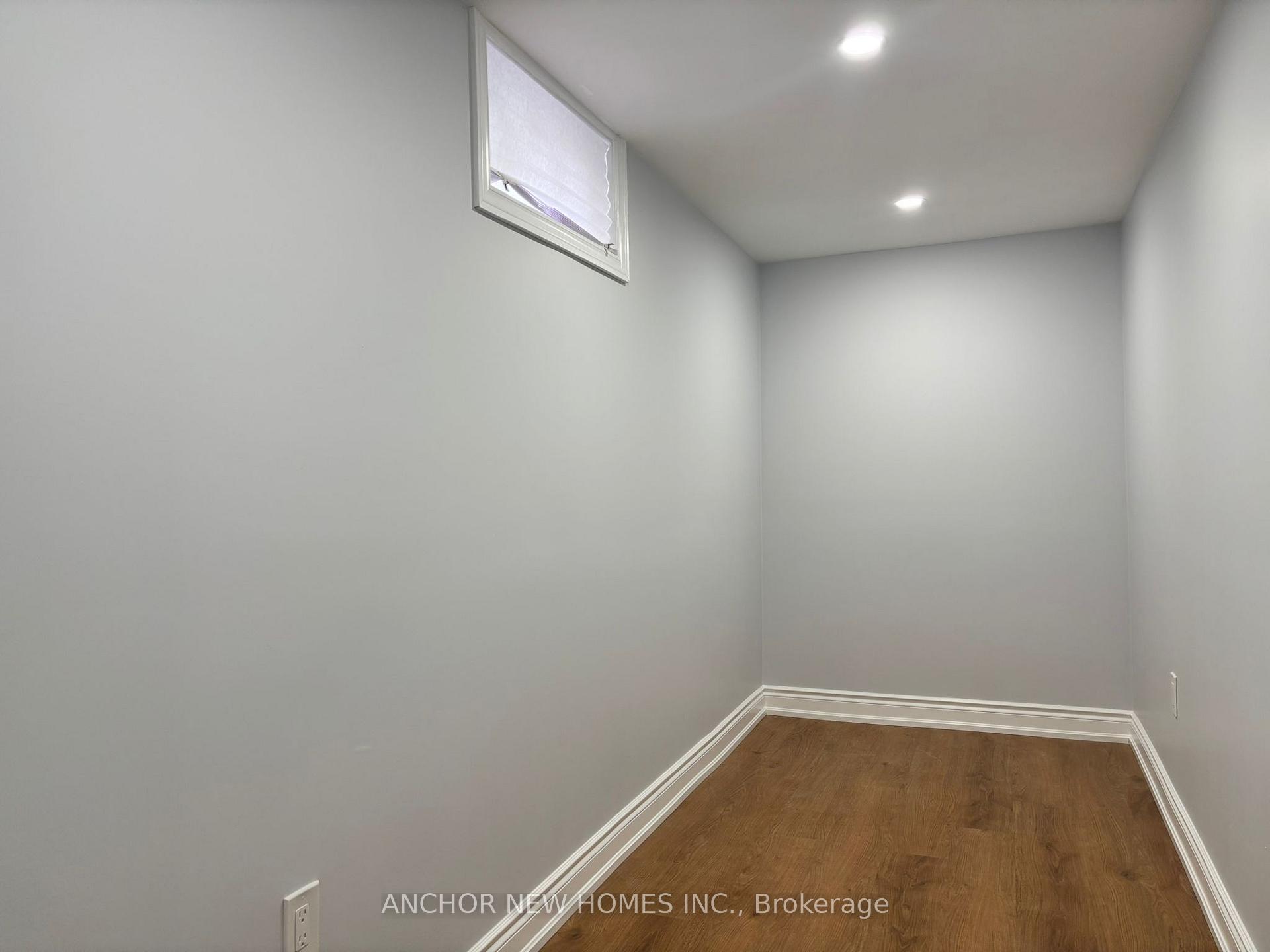 Photo 5 of 24 Fletcher Place, Etobicoke, Kingsview Village-The Westway — HOMEH