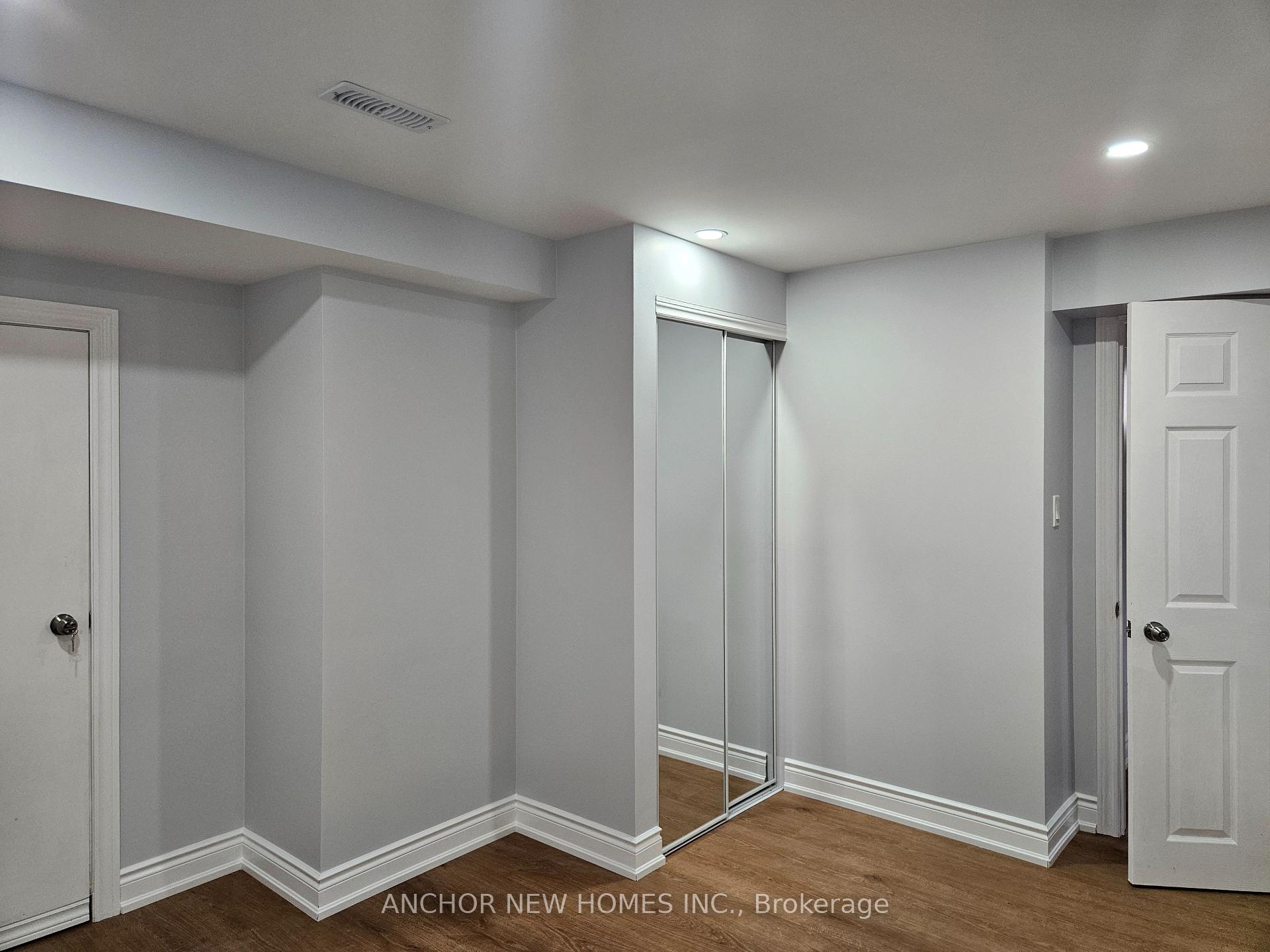 Photo 7 of 24 Fletcher Place, Etobicoke, Kingsview Village-The Westway — HOMEH