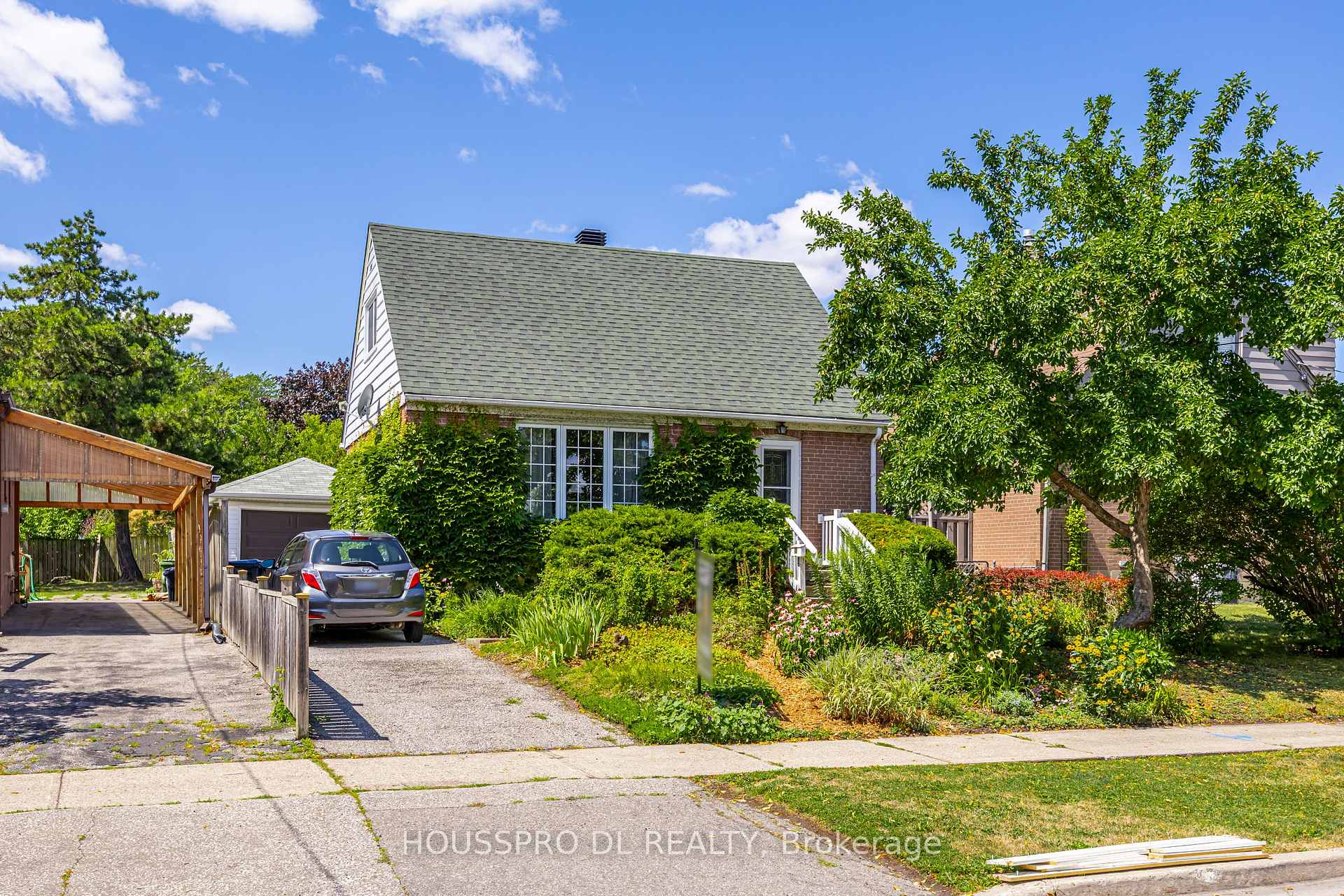 Front of 42 Chalfont Road