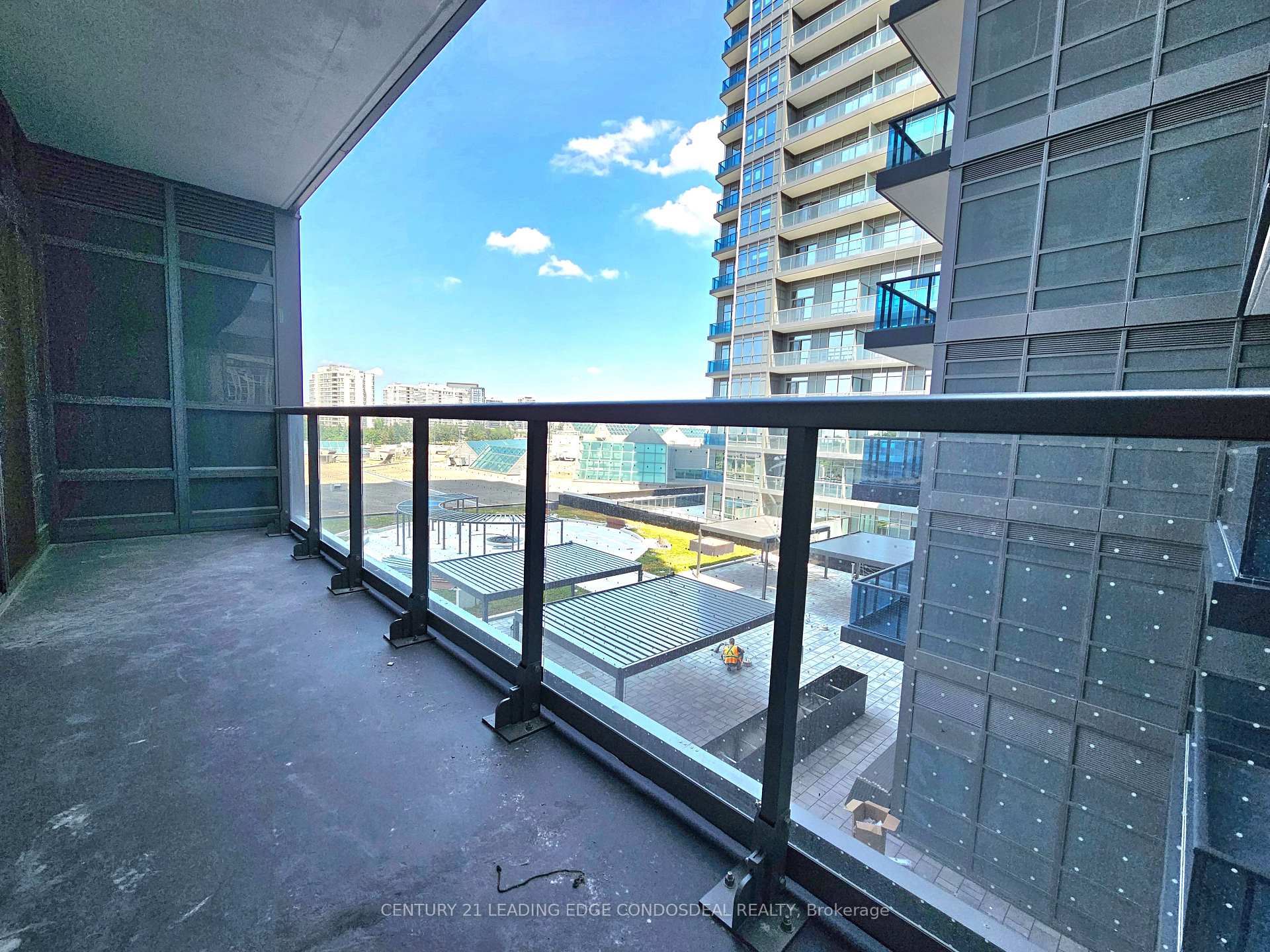 Photo 12 of Unit 419, 30 Upper Mall Way, Vaughan, Brownridge — HOMEH