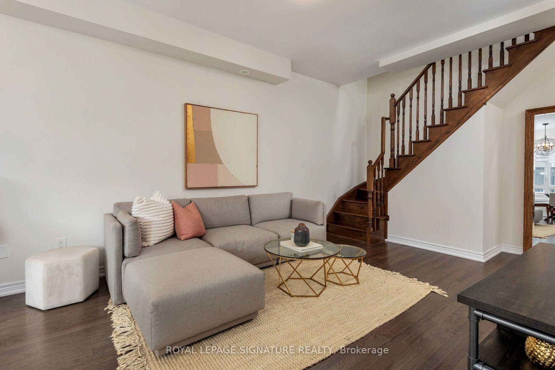 Photo 23 of Unit 18, 105 Kayla Crescent, Vaughan, Maple — HOMEH