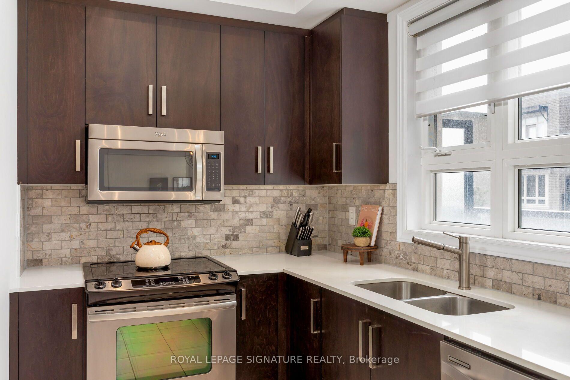 Photo 25 of Unit 18, 105 Kayla Crescent, Vaughan, Maple — HOMEH