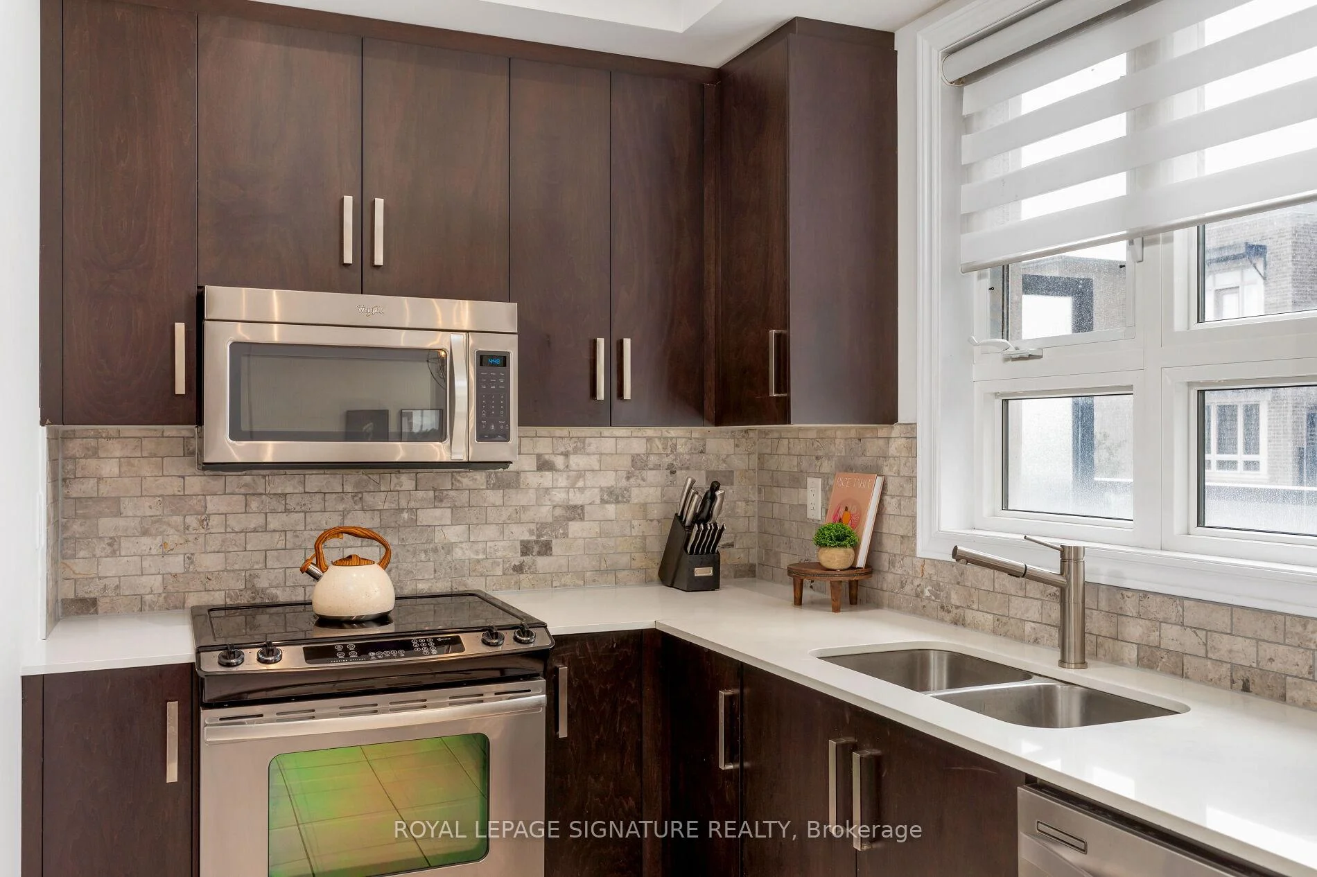 Photo 26 of Unit 18, 105 Kayla Crescent, Vaughan, Maple — HOMEH
