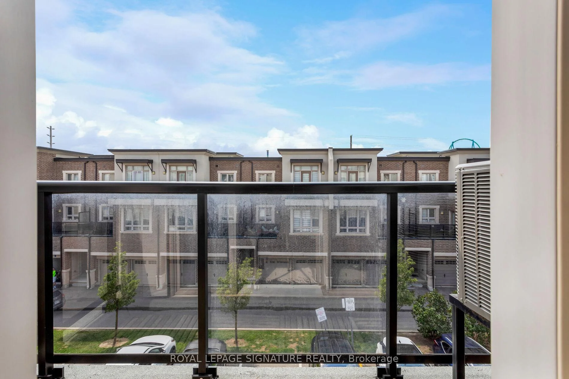 Photo 50 of Unit 18, 105 Kayla Crescent, Vaughan, Maple — HOMEH