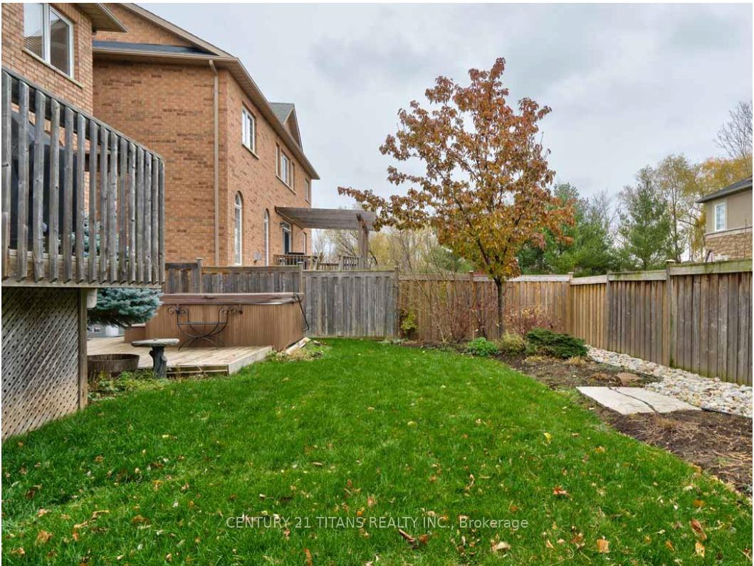 Photo 31 of 170 Tawny Crescent, Oakville, Bronte — HOMEH