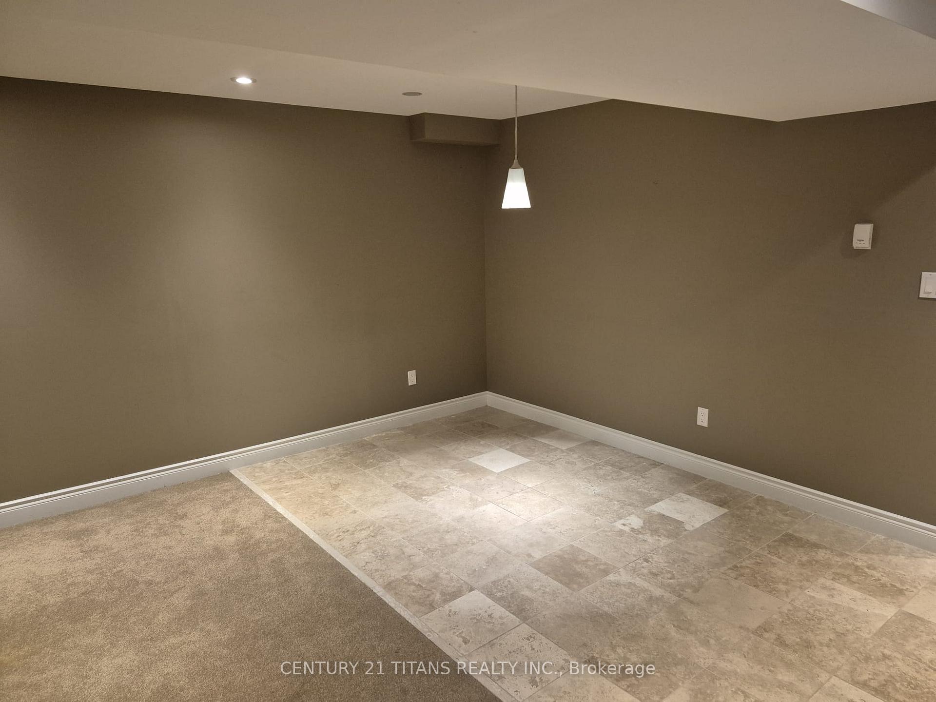 Photo 27 of 170 Tawny Crescent, Oakville, Bronte — HOMEH