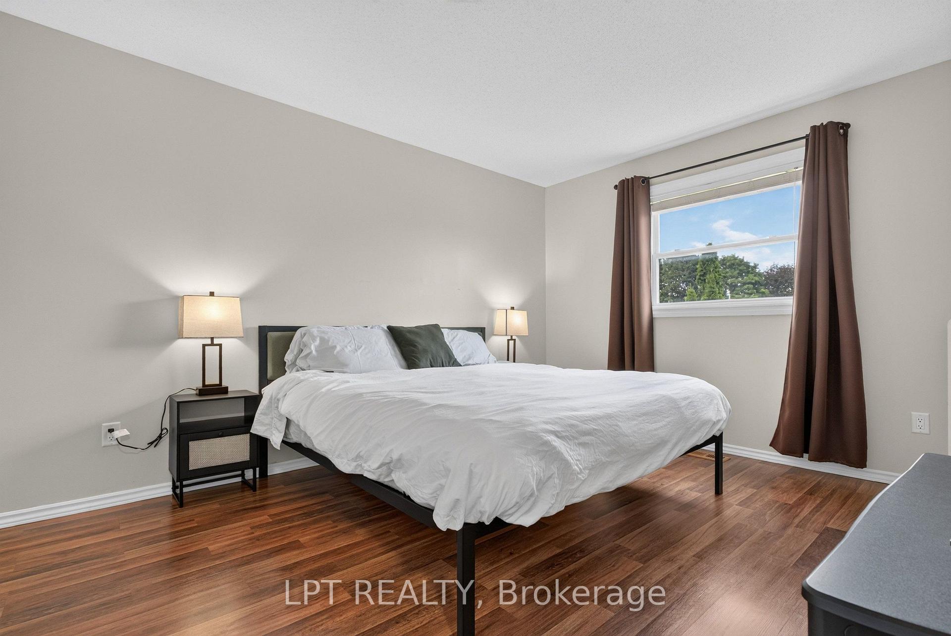 Photo 18 of 56 Victor Street, Ottawa, Stittsville (Central) — HOMEH