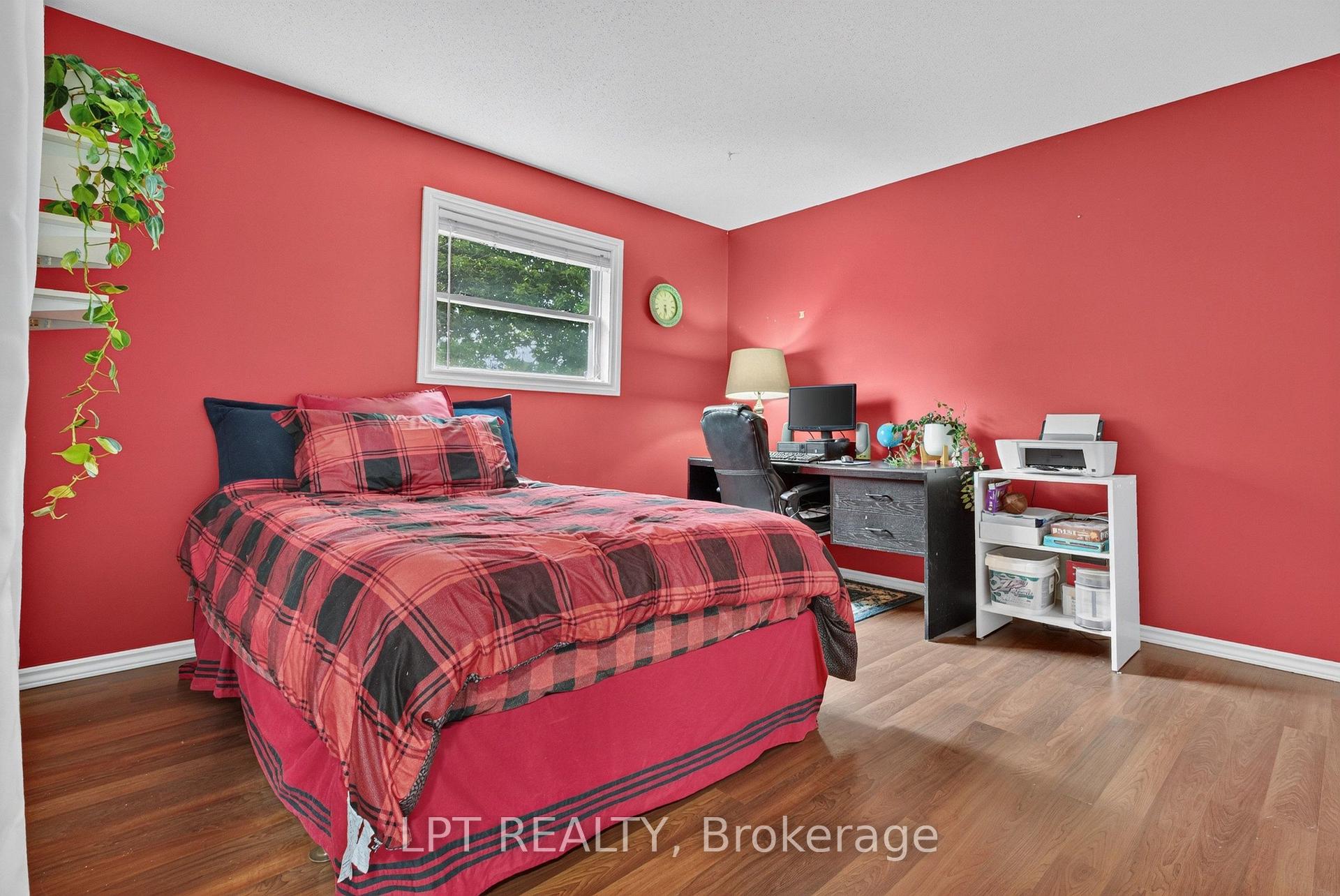 Photo 24 of 56 Victor Street, Ottawa, Stittsville (Central) — HOMEH