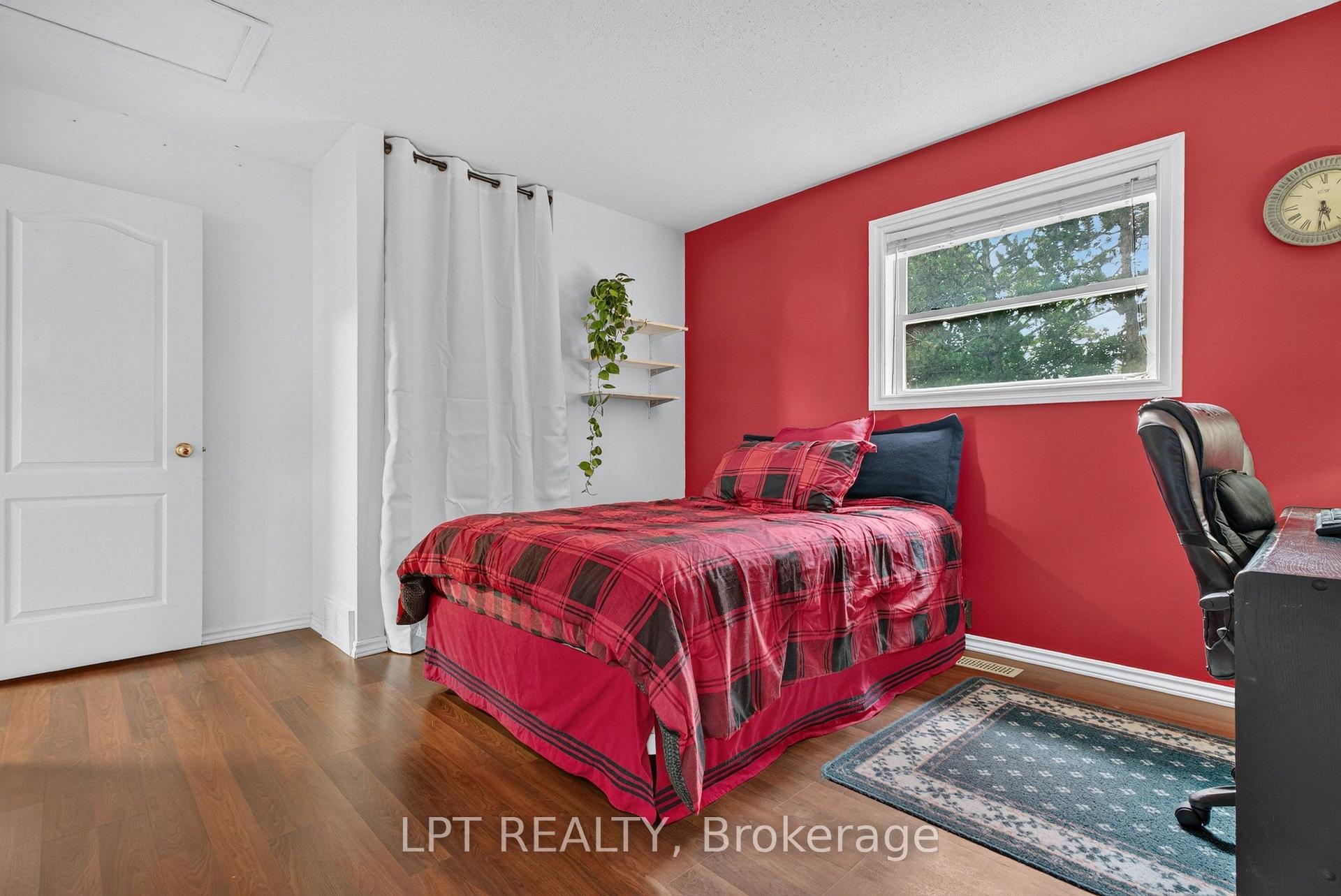 Photo 25 of 56 Victor Street, Ottawa, Stittsville (Central) — HOMEH