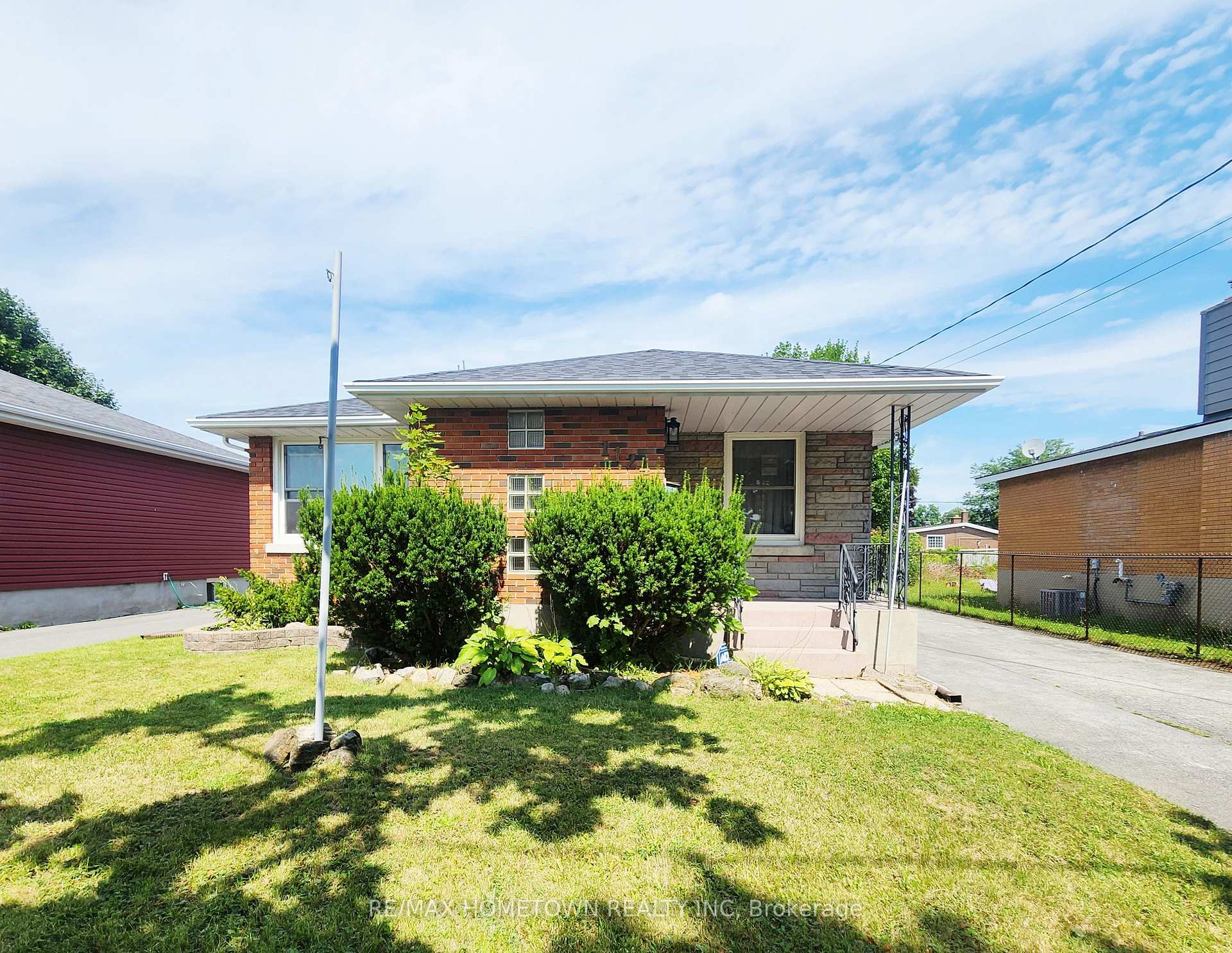 Photo 1 of 1124 Fourth Street E, Cornwall, Cornwall — HOMEH