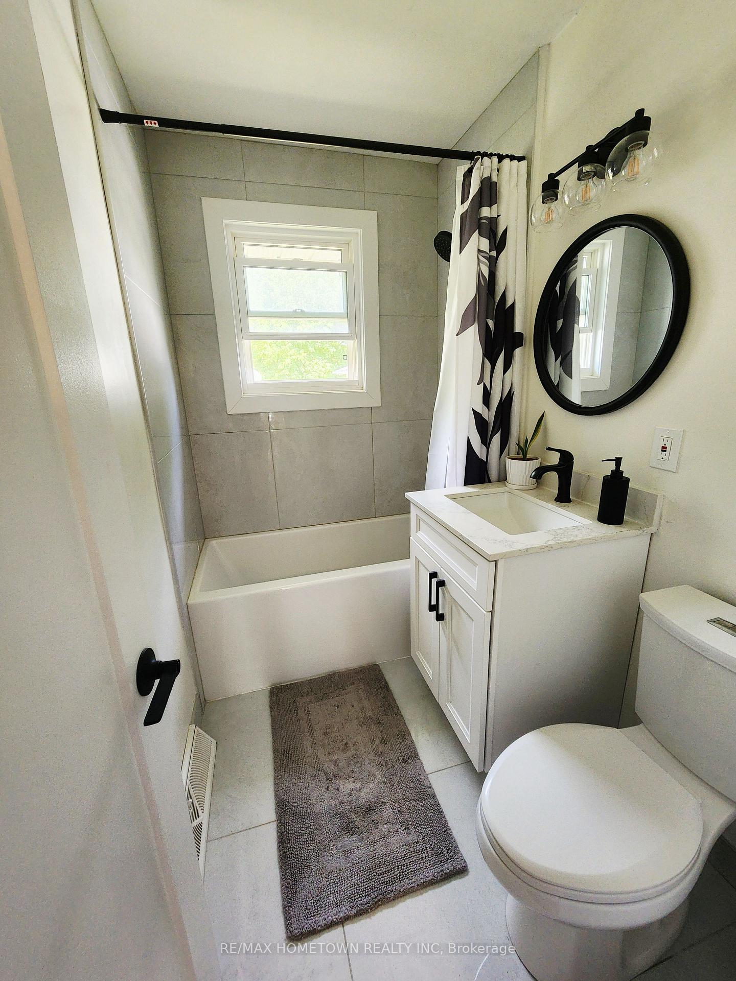 Photo 15 of 1124 Fourth Street E, Cornwall, Cornwall — HOMEH
