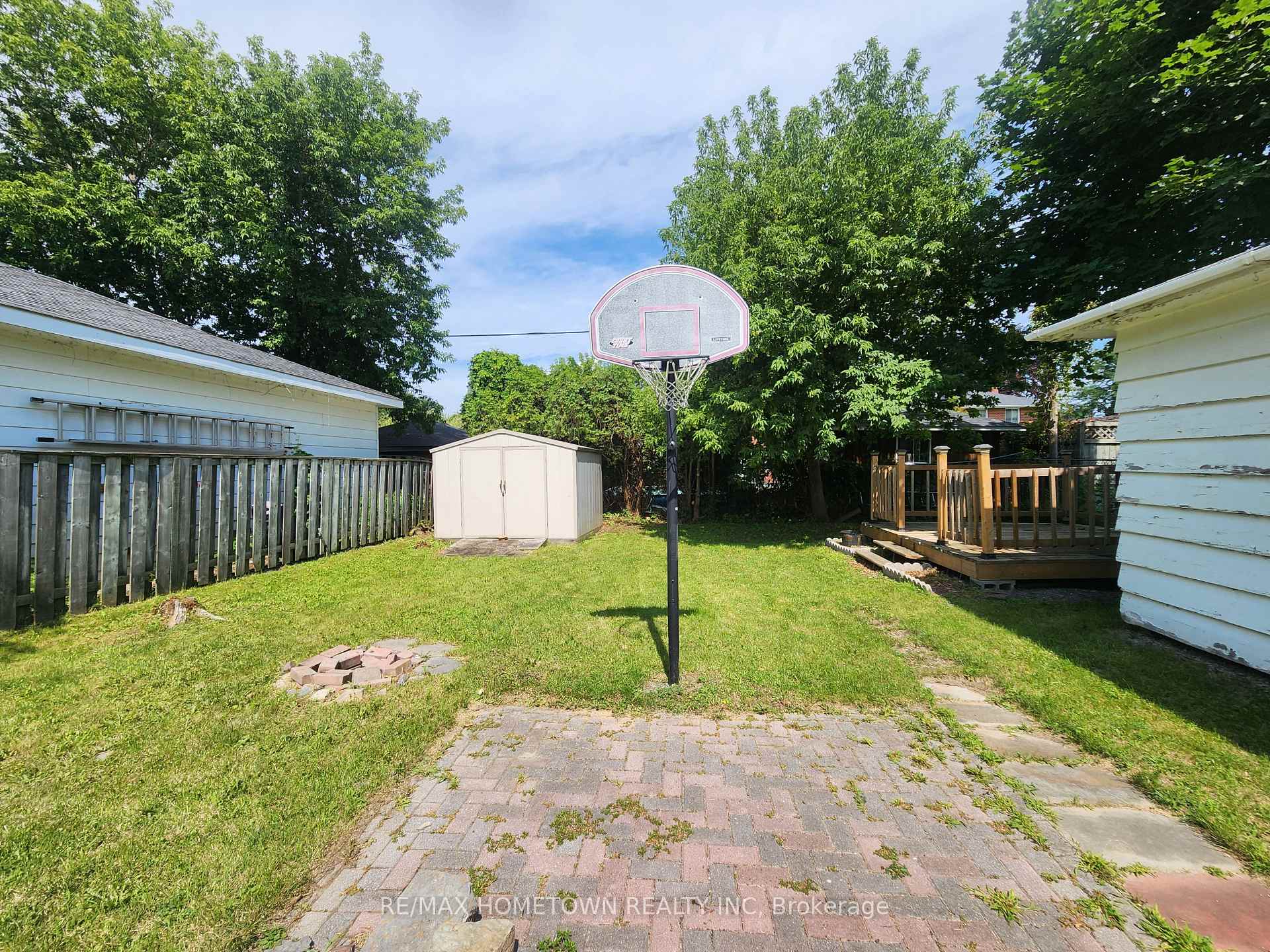 Photo 18 of 1124 Fourth Street E, Cornwall, Cornwall — HOMEH