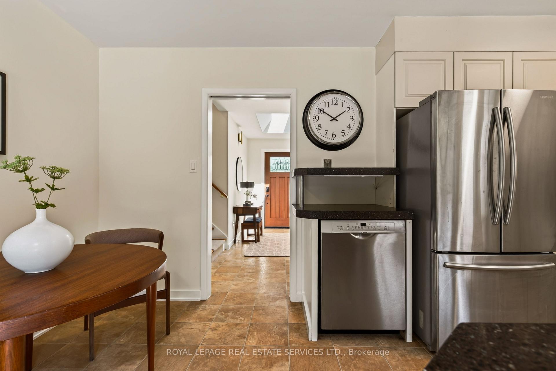 Photo 26 of 17 Lynndale Drive, Hamilton, Dundas — HOMEH
