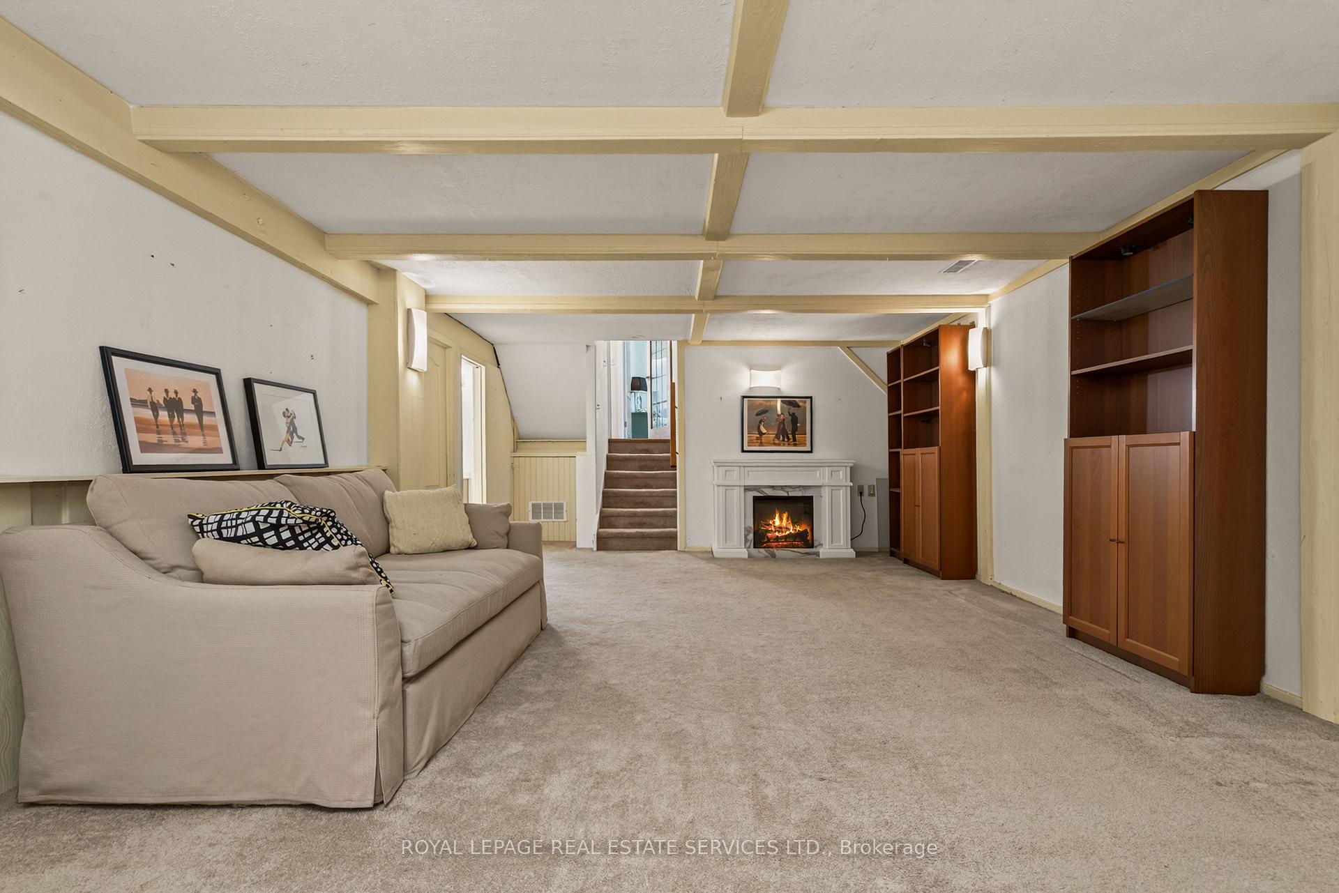 Photo 62 of 17 Lynndale Drive, Hamilton, Dundas — HOMEH