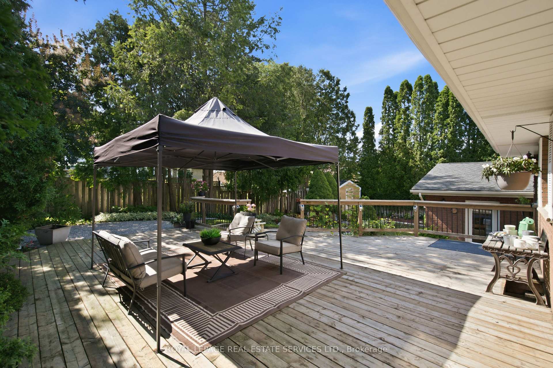 Photo 63 of 17 Lynndale Drive, Hamilton, Dundas — HOMEH