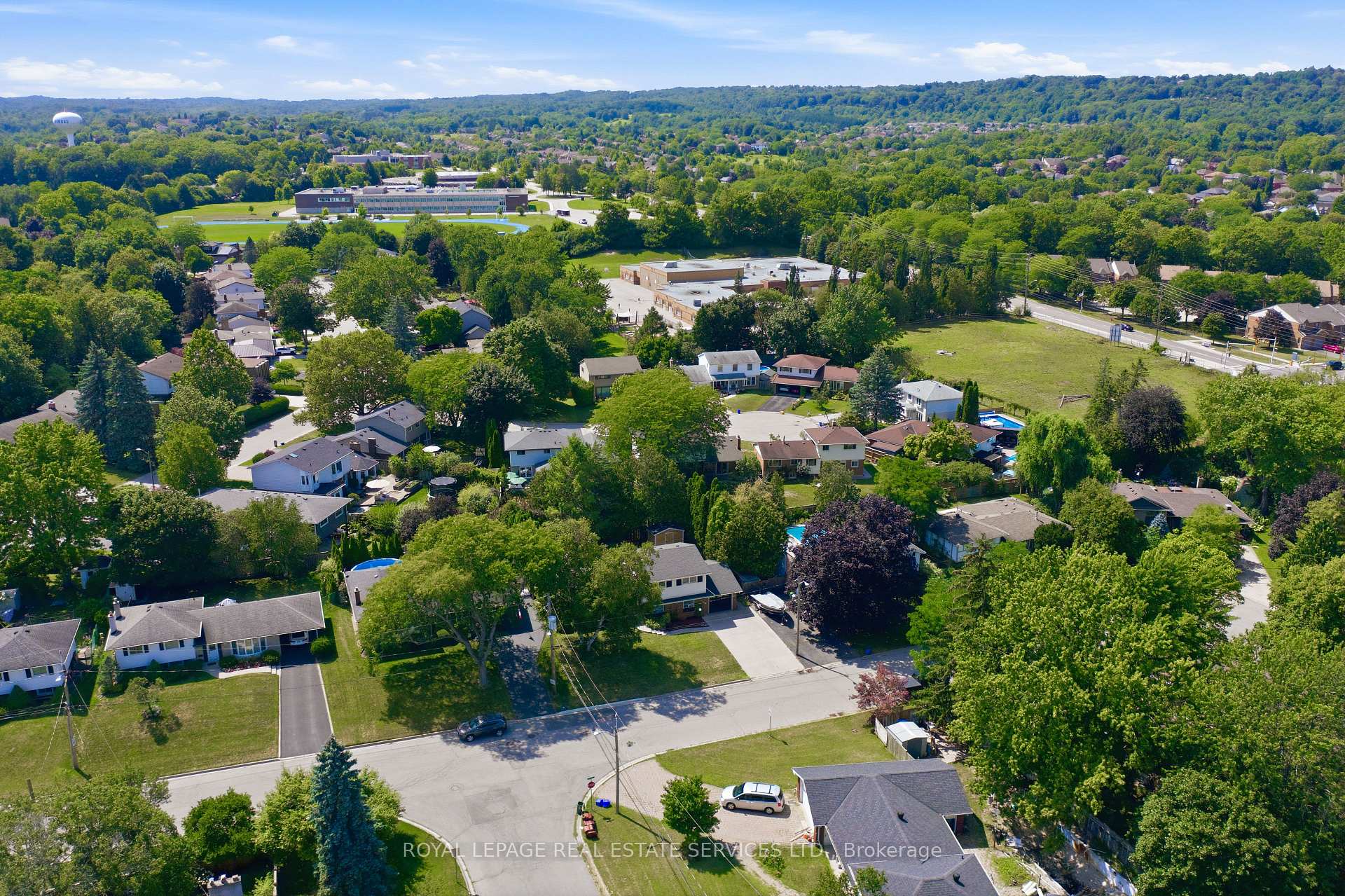Photo 75 of 17 Lynndale Drive, Hamilton, Dundas — HOMEH