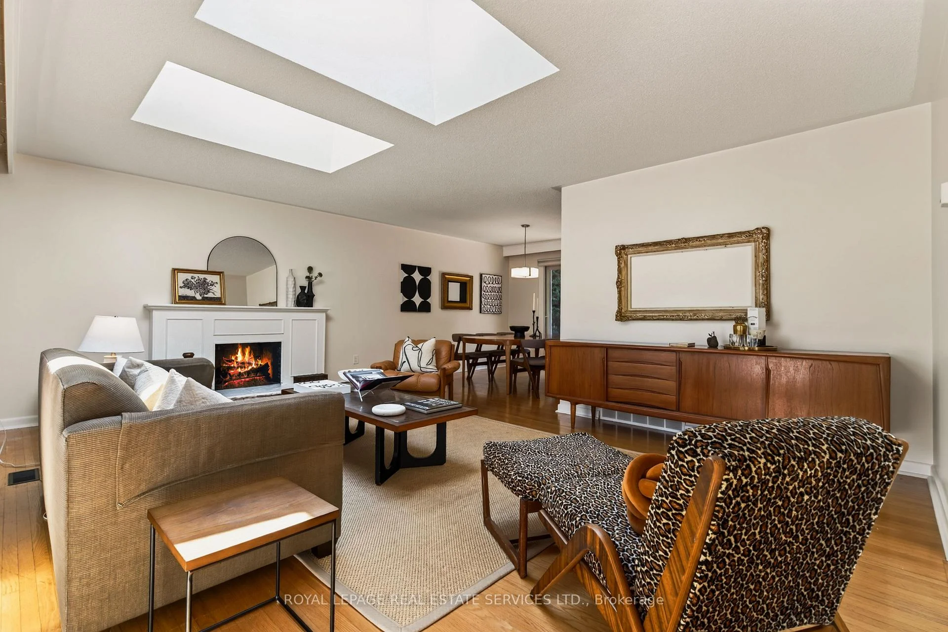 Photo 7 of 17 Lynndale Drive, Hamilton, Dundas — HOMEH