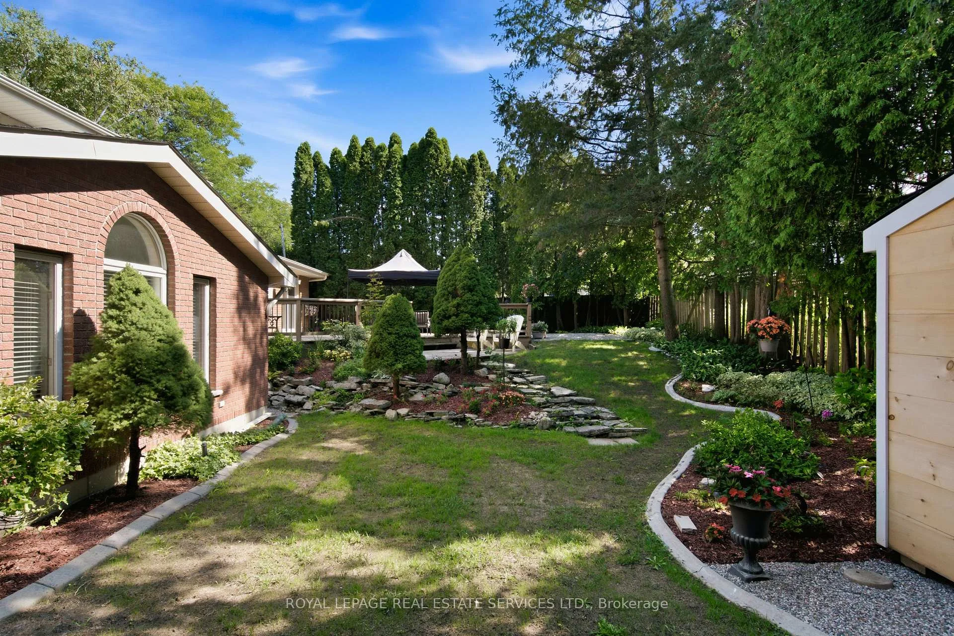 Photo 74 of 17 Lynndale Drive, Hamilton, Dundas — HOMEH