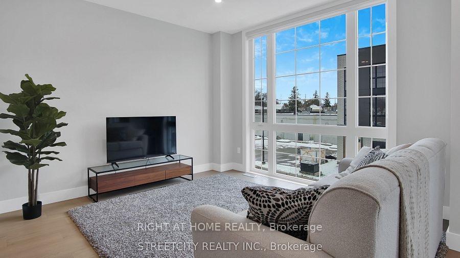 Photo 3 of Unit 15, 2500 Main Street, London, South V — HOMEH