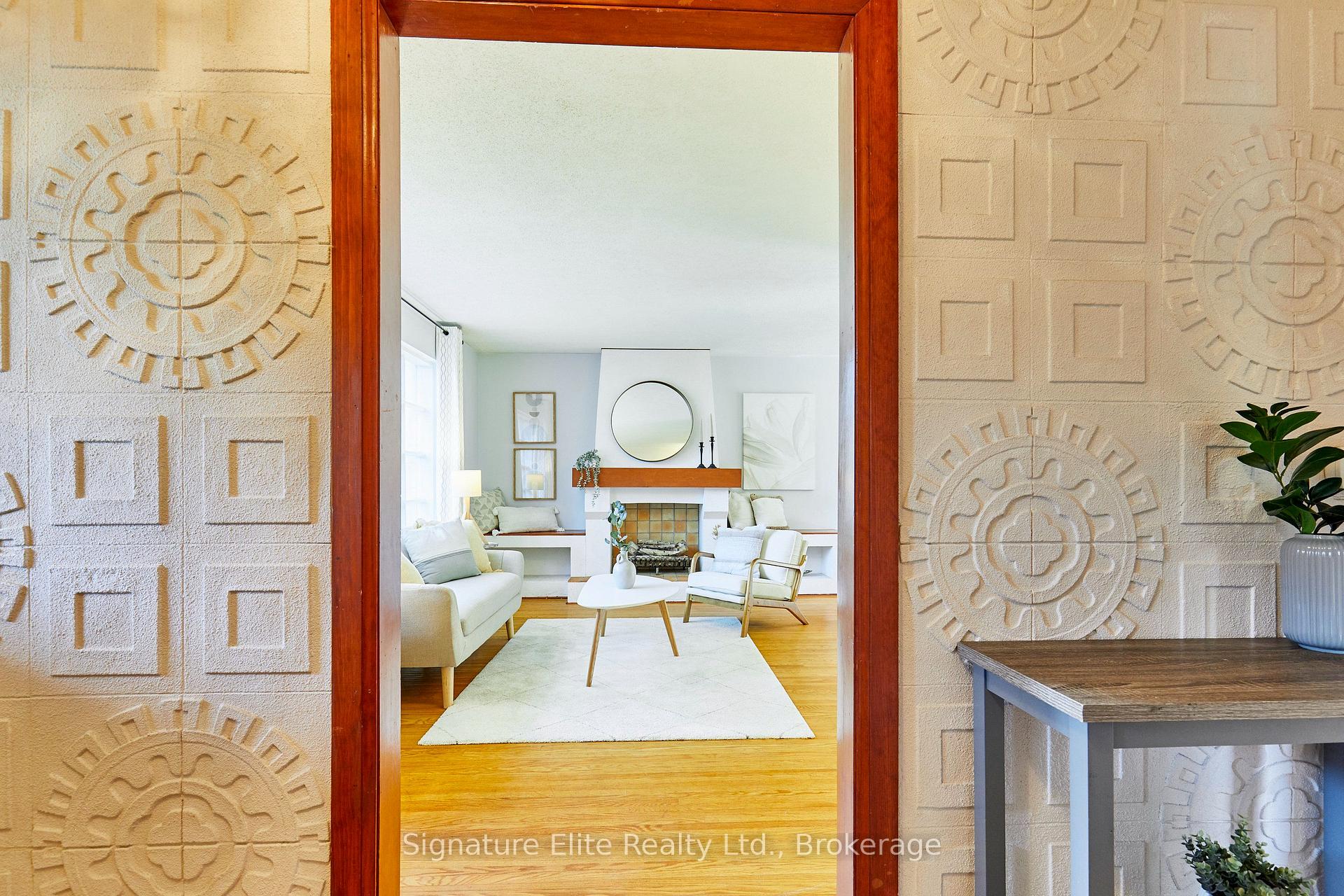 Photo 7 of 21 Marowyne Drive, North York, Don Valley Village — HOMEH
