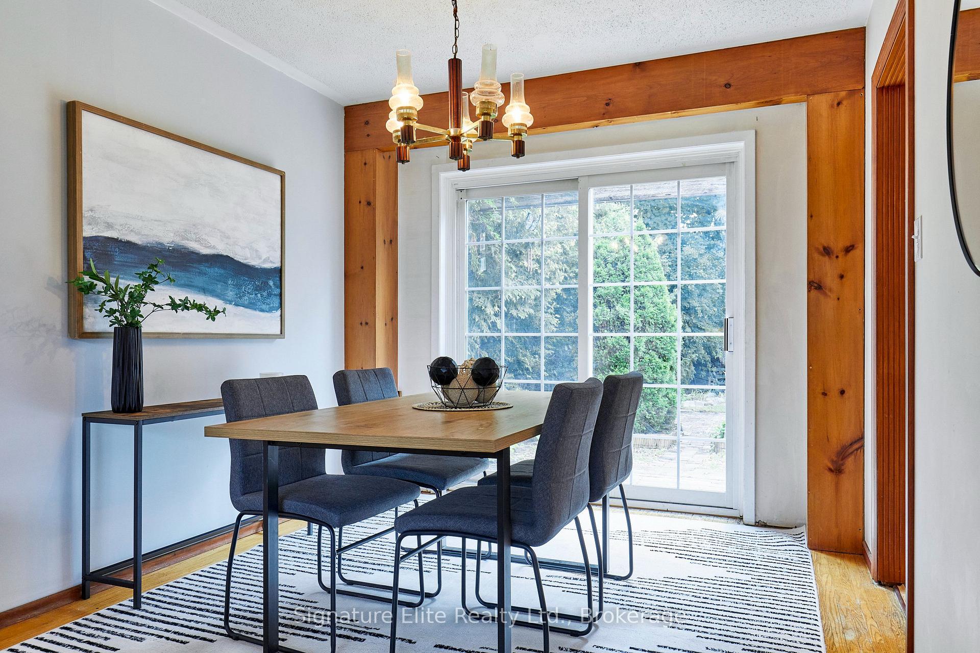 Photo 12 of 21 Marowyne Drive, North York, Don Valley Village — HOMEH