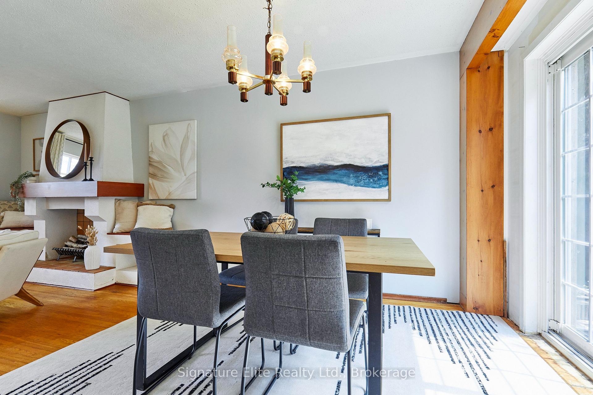 Photo 13 of 21 Marowyne Drive, North York, Don Valley Village — HOMEH
