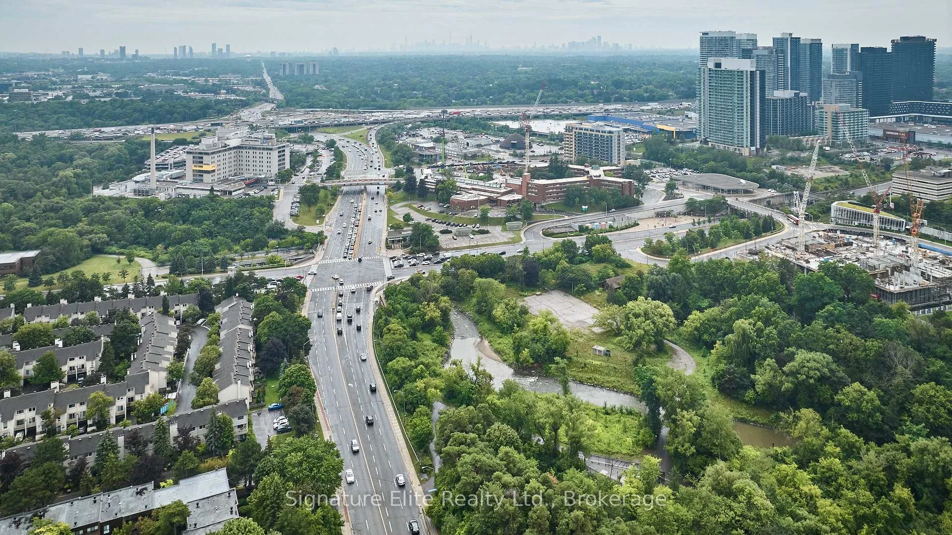 Photo 46 of 21 Marowyne Drive, North York, Don Valley Village — HOMEH