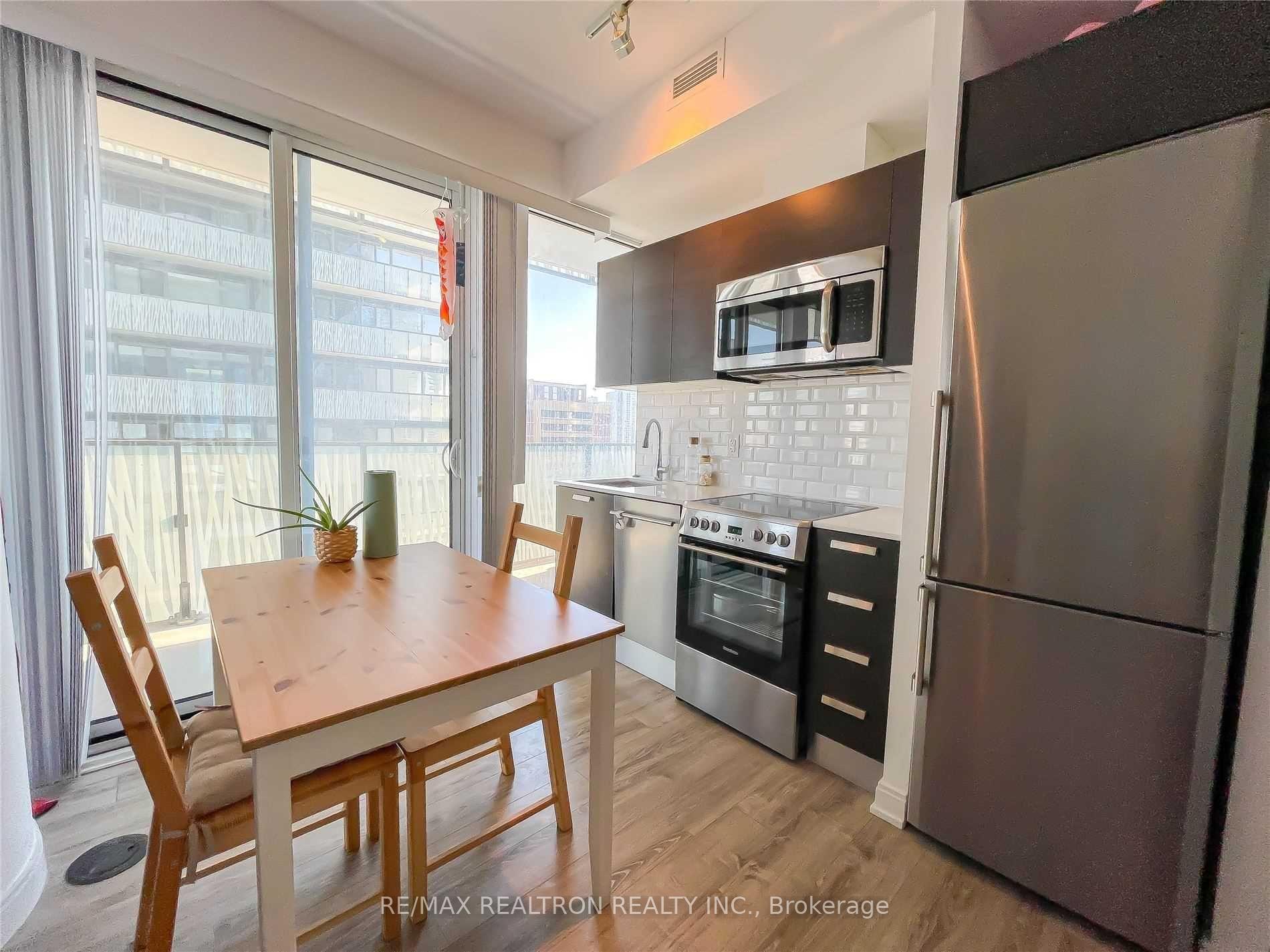 Photo 2 of Unit 2101, 42 Charles Street E, Toronto, Church-Yonge Corridor — HOMEH