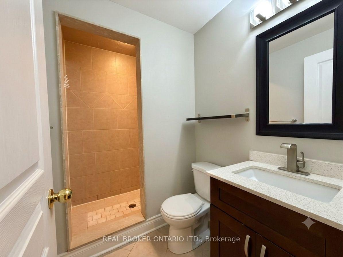 Photo 7 of Unit Lower, 5 Twinberry Crescent, Vaughan, East Woodbridge — HOMEH