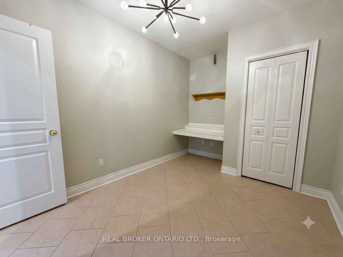 Photo 16 of Unit Lower, 5 Twinberry Crescent, Vaughan, East Woodbridge — HOMEH