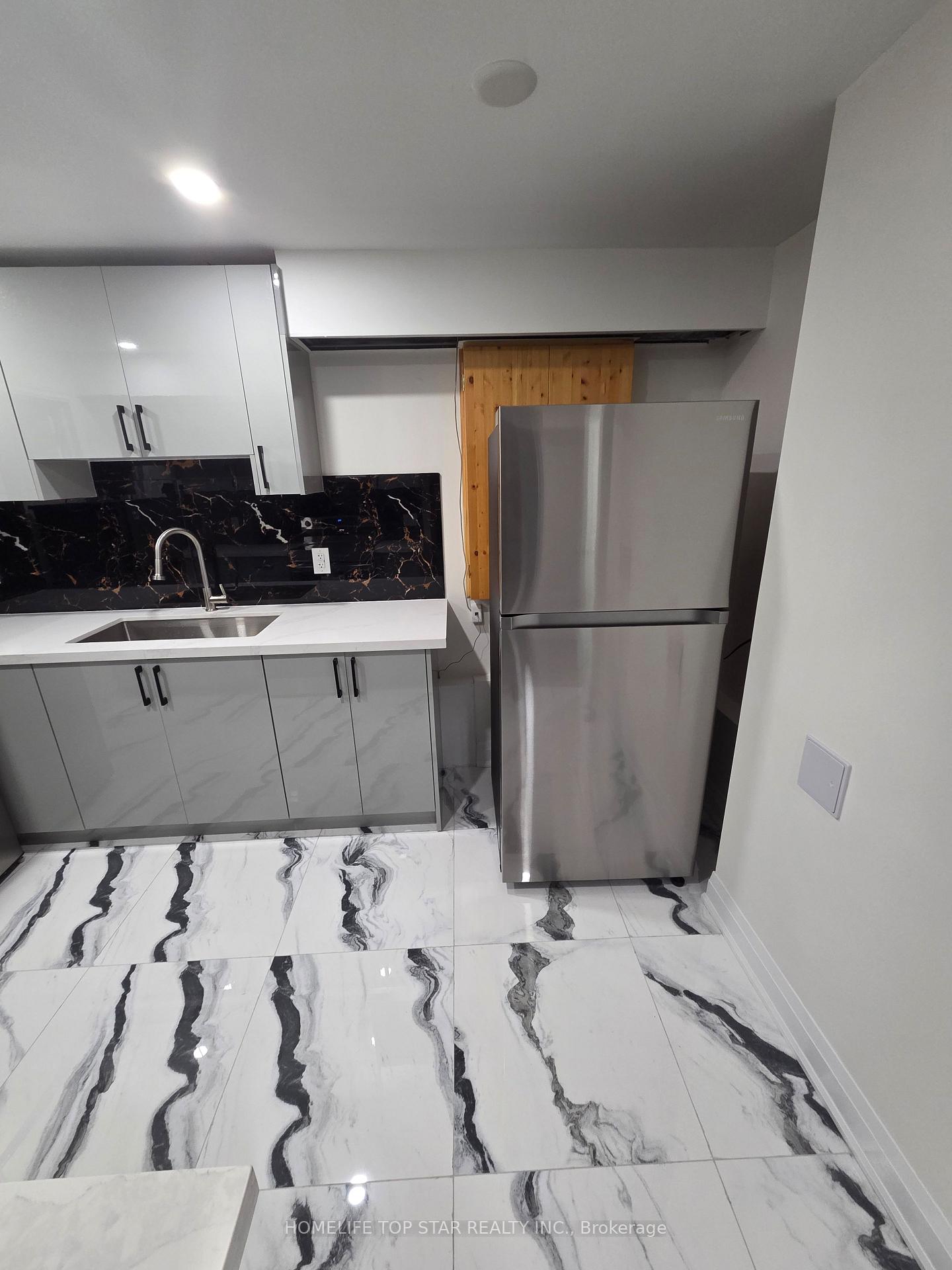 Photo 13 of 28 Willowbrook Drive, Whitby, Pringle Creek — HOMEH