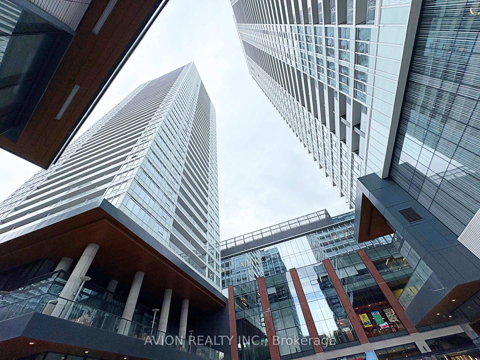 Photo 2 of Unit 1609, 19 Bathurst Street, Toronto, Waterfront Communities — HOMEH