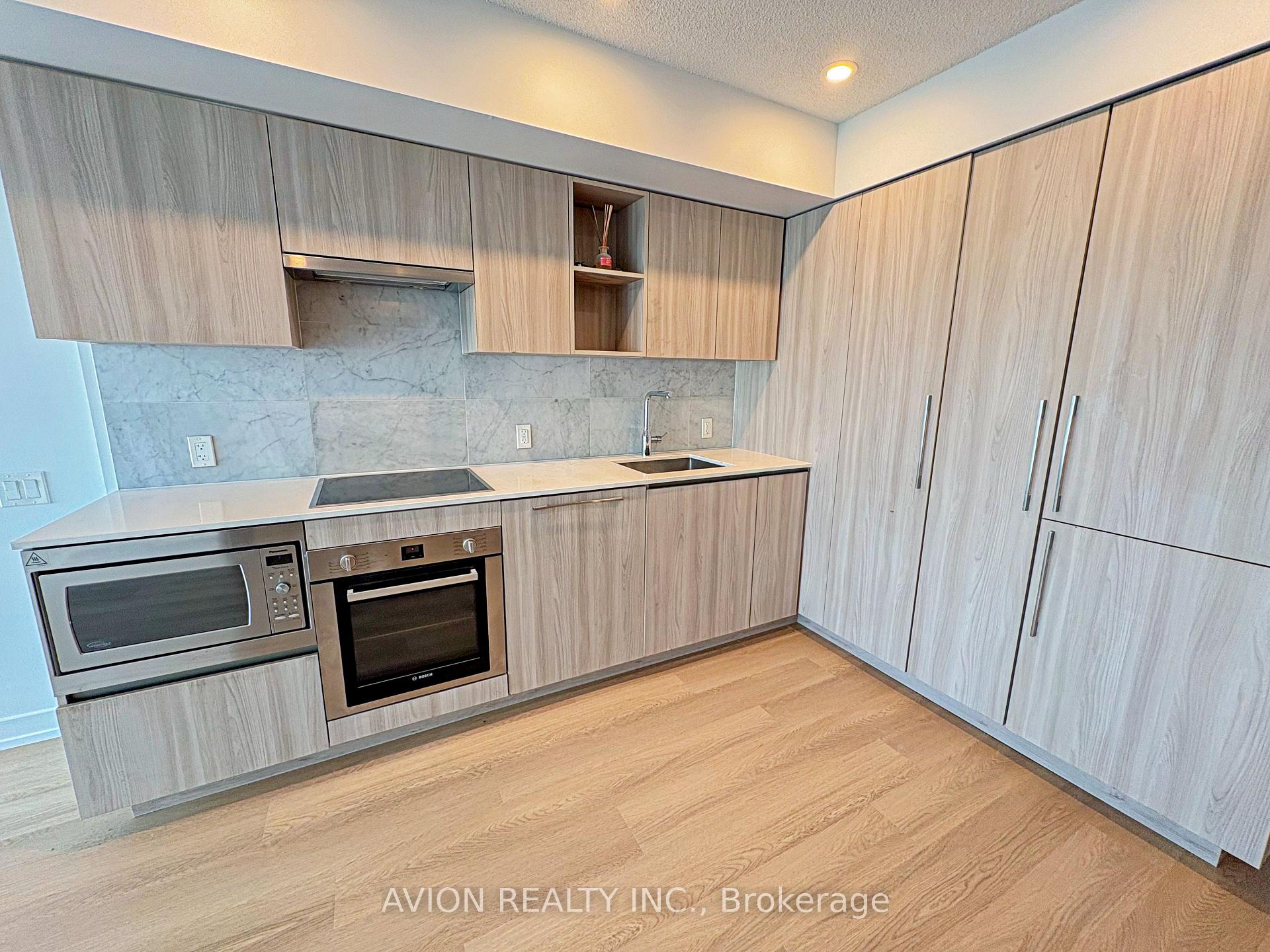 Photo 4 of Unit 1609, 19 Bathurst Street, Toronto, Waterfront Communities — HOMEH