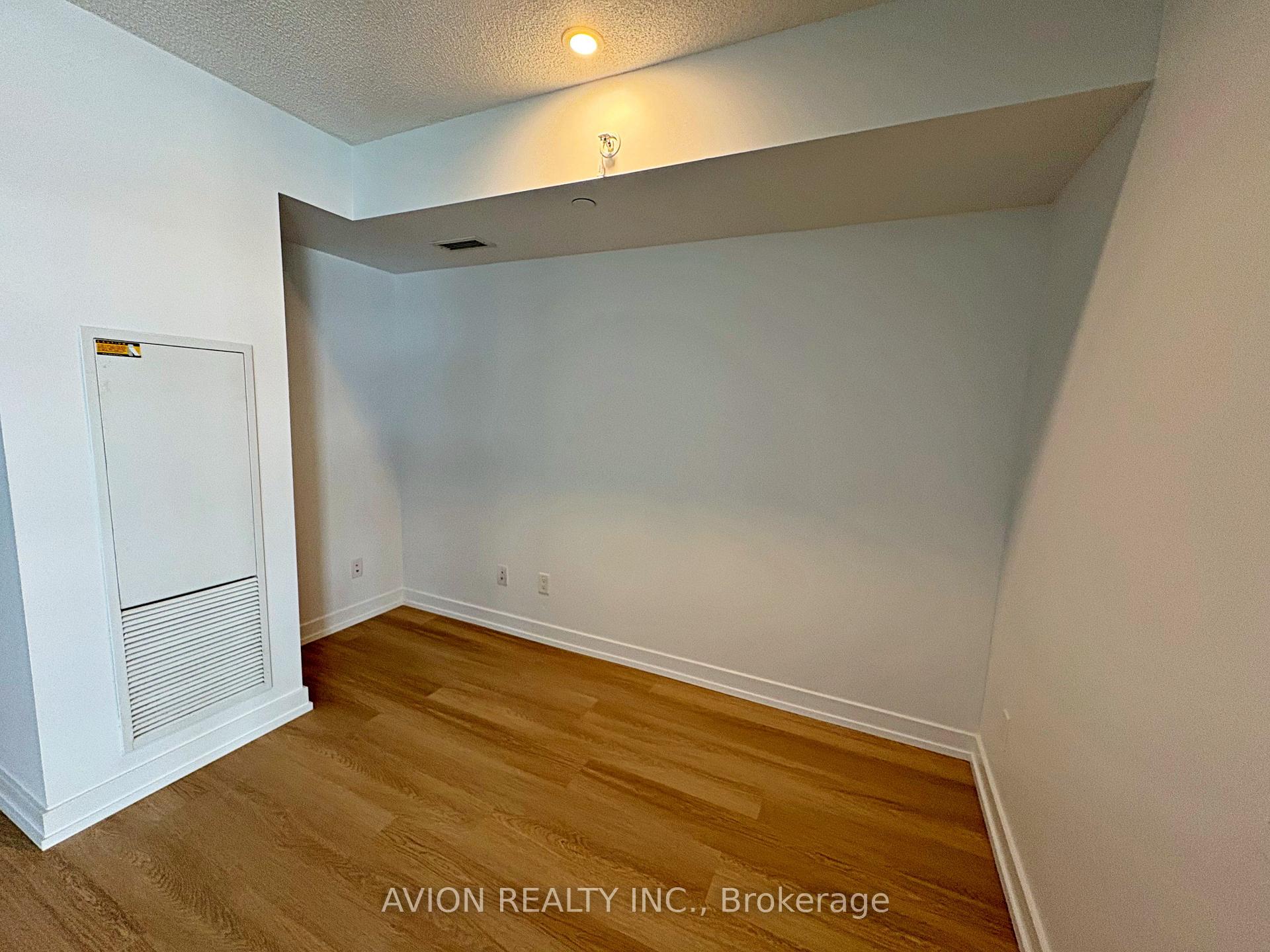 Photo 10 of Unit 1609, 19 Bathurst Street, Toronto, Waterfront Communities — HOMEH