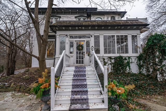 Photo 33 of Unit A, 68 Scott Street, Brampton, Brampton North — HOMEH