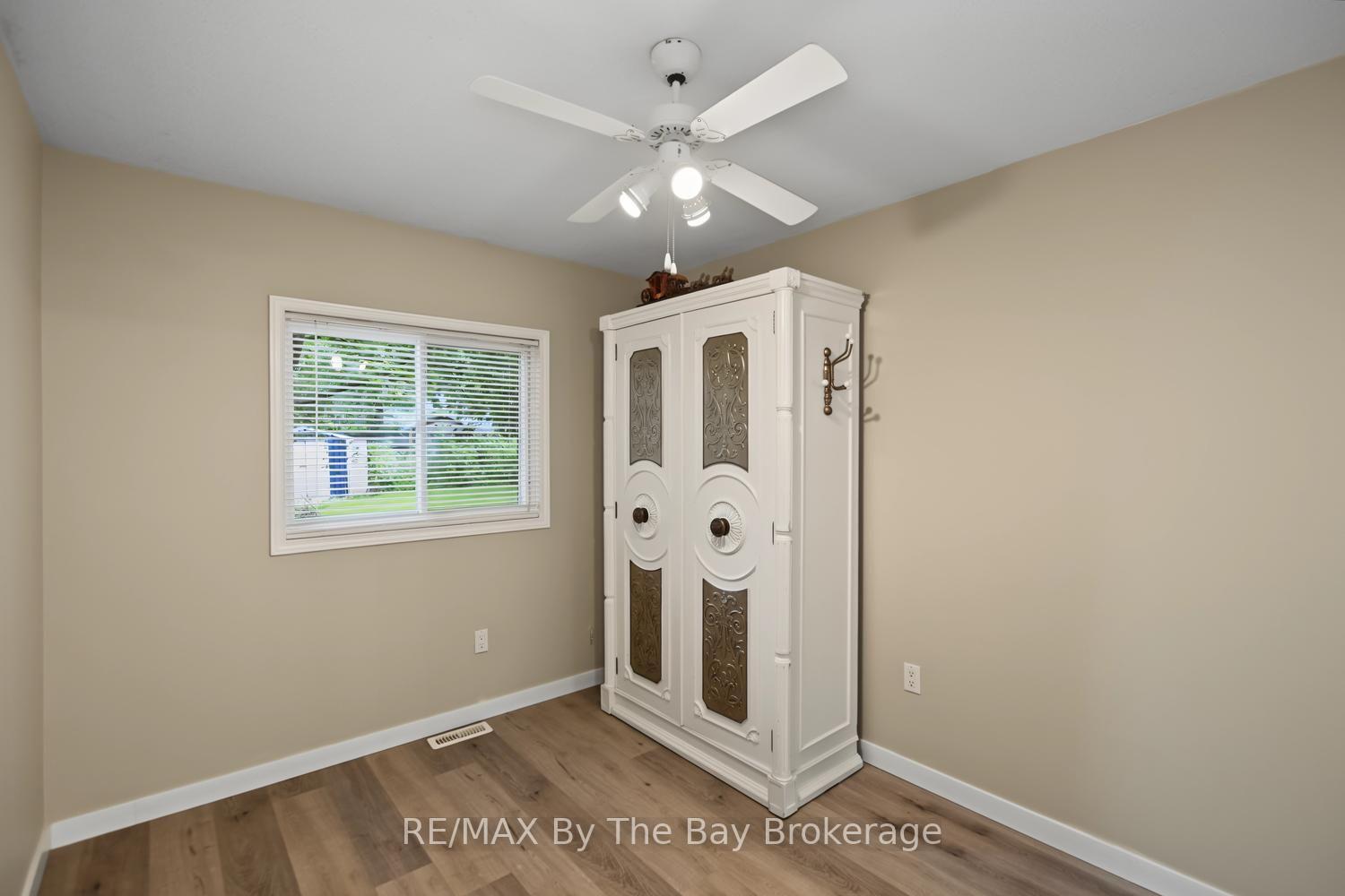 Photo 22 of 50 Balsam Street, Tiny, Rural Tiny — HOMEH