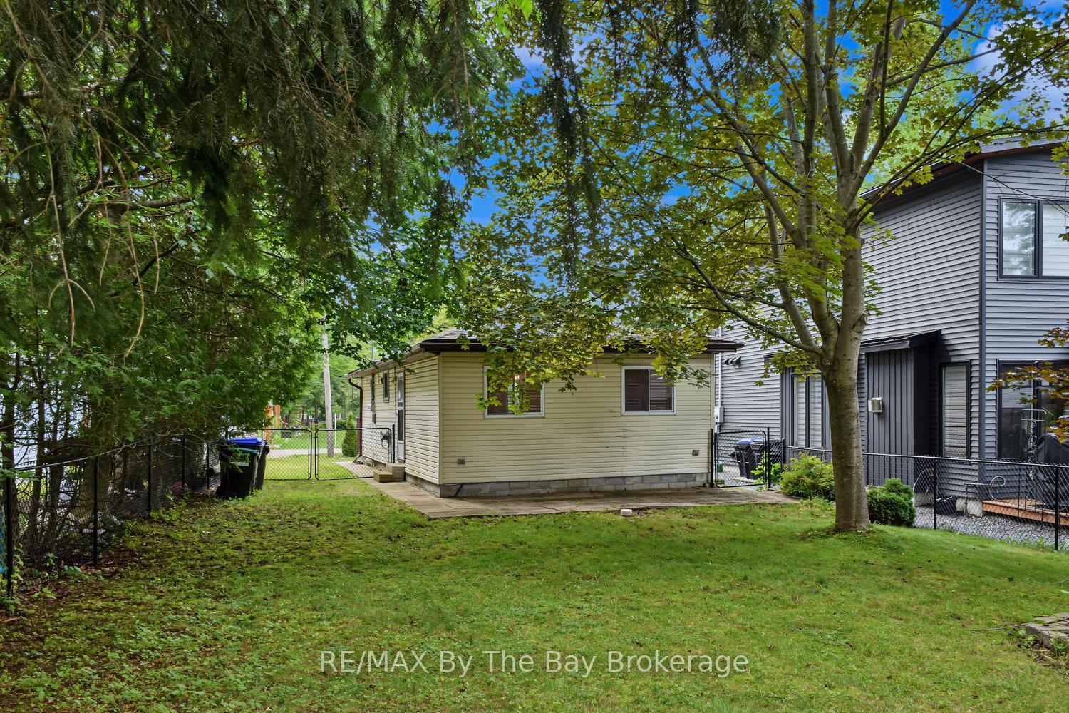 Photo 35 of 50 Balsam Street, Tiny, Rural Tiny — HOMEH
