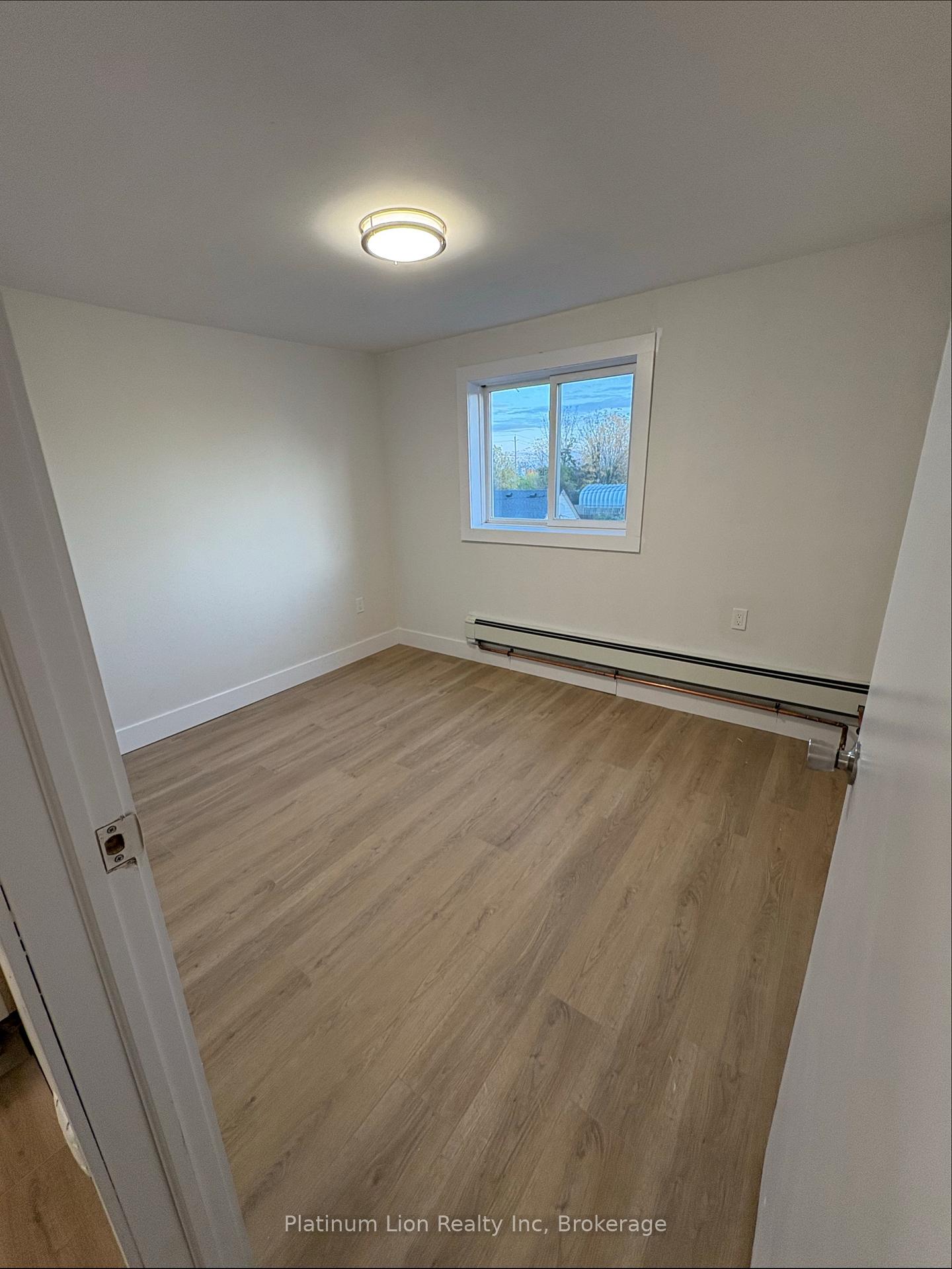 Photo 6 of Unit 8, 803 King Street, Port Colborne, Main Street — HOMEH