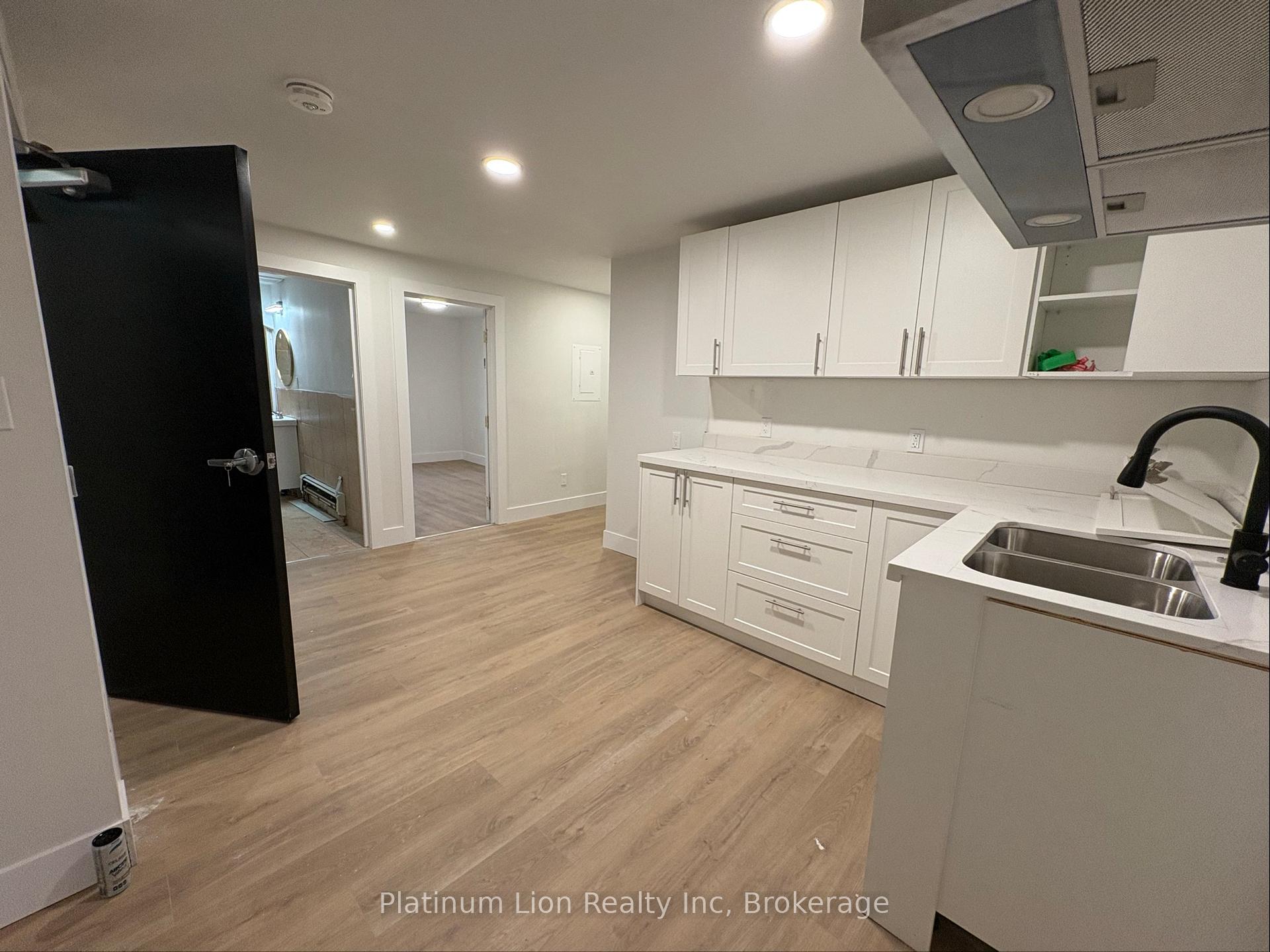 Photo 7 of Unit 8, 803 King Street, Port Colborne, Main Street — HOMEH