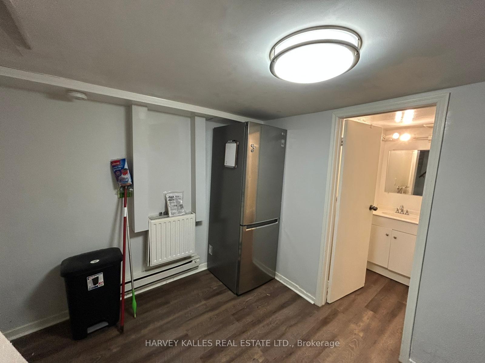 Photo 6 of Unit 3, 1098 Bathurst Street, Toronto, The Annex — HOMEH
