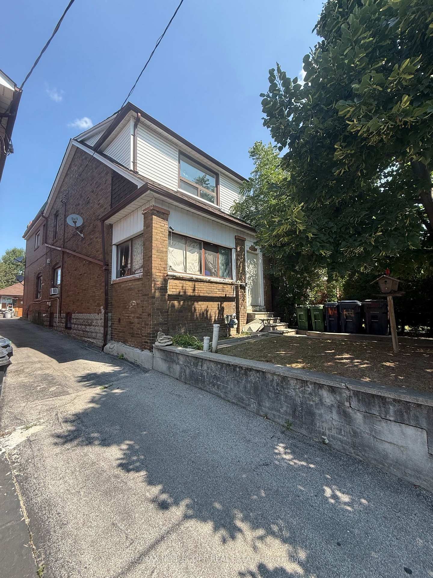 Photo 1 of 64 Ashburnham Road, Toronto, Corso Italia-Davenport — HOMEH