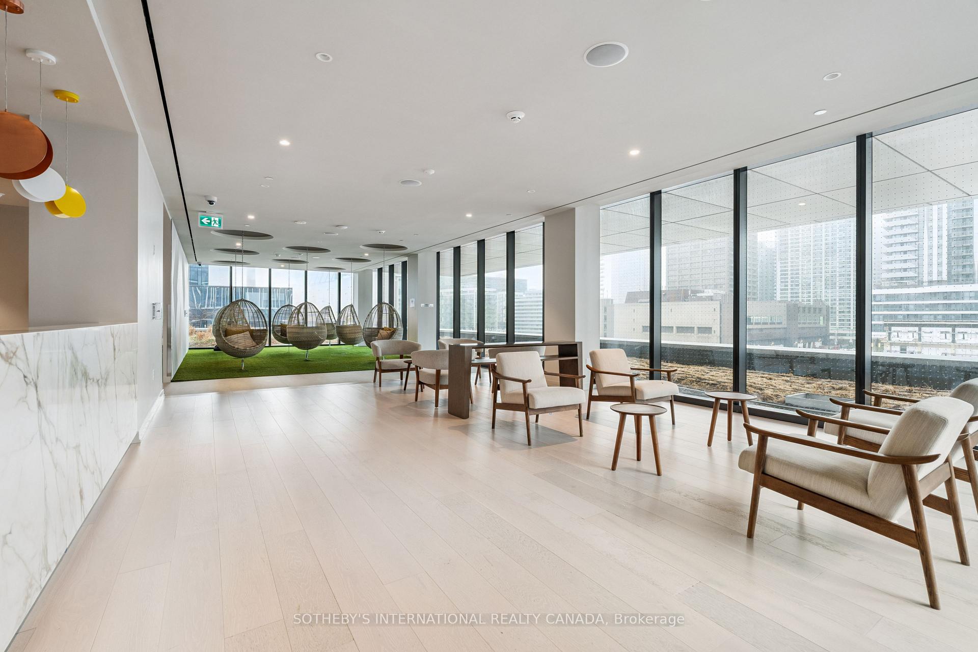 Photo 2 of Unit 5105, 55 Cooper Street, Toronto, Waterfront Communities — HOMEH