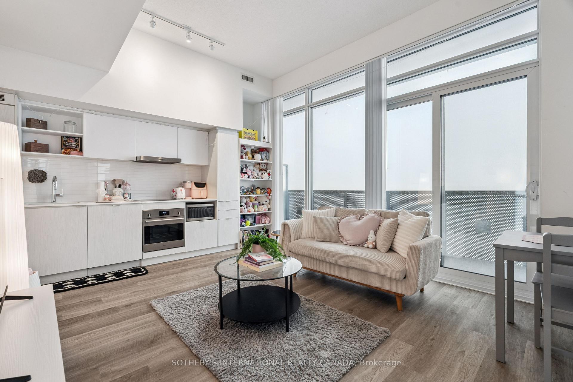 Photo 10 of Unit 5105, 55 Cooper Street, Toronto, Waterfront Communities — HOMEH
