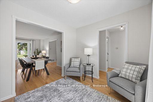 Photo 10 of 671 Greenbriar Drive, Oshawa, Eastdale — HOMEH