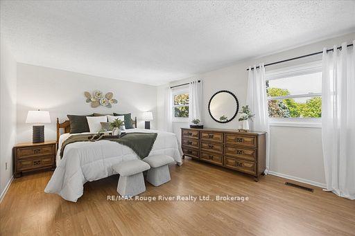 Photo 18 of 671 Greenbriar Drive, Oshawa, Eastdale — HOMEH