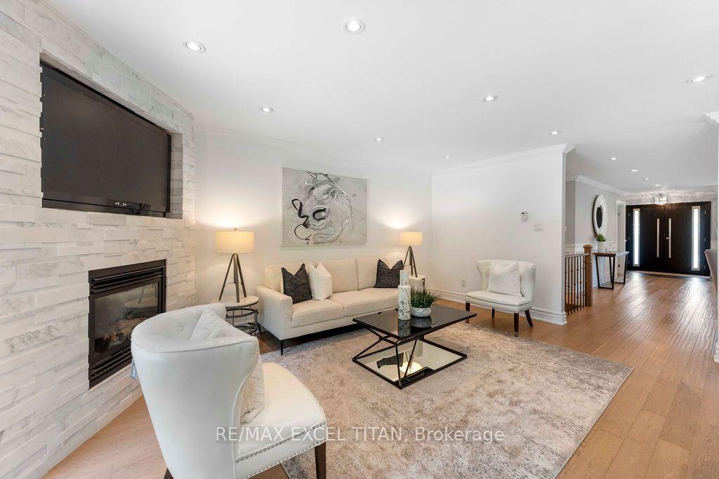 Photo 27 of 258 Glenway Circle, Newmarket, Glenway Estates — HOMEH