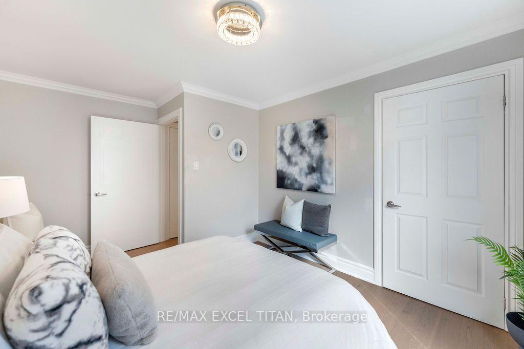 Photo 61 of 258 Glenway Circle, Newmarket, Glenway Estates — HOMEH