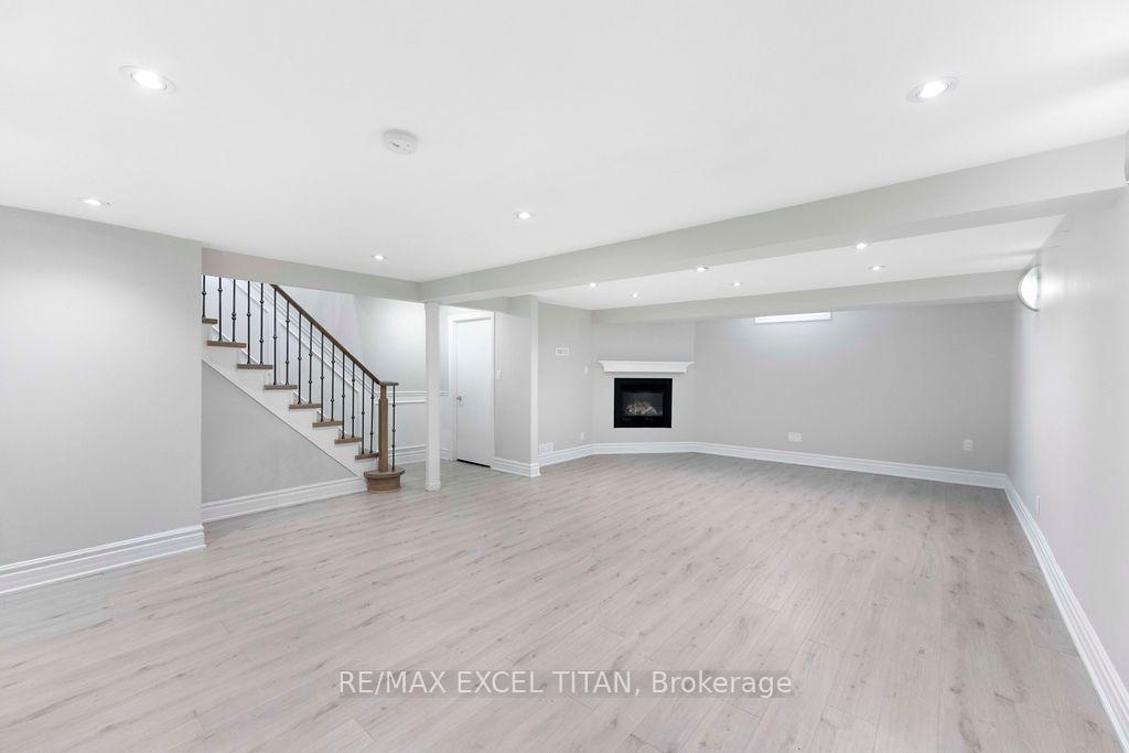 Photo 67 of 258 Glenway Circle, Newmarket, Glenway Estates — HOMEH