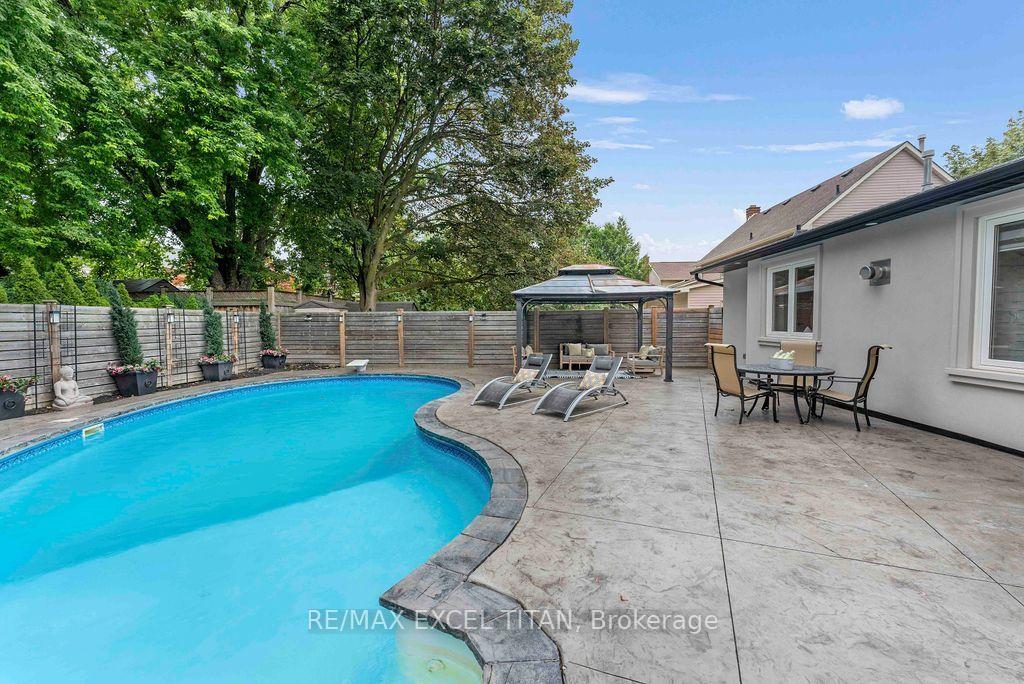 Photo 89 of 258 Glenway Circle, Newmarket, Glenway Estates — HOMEH